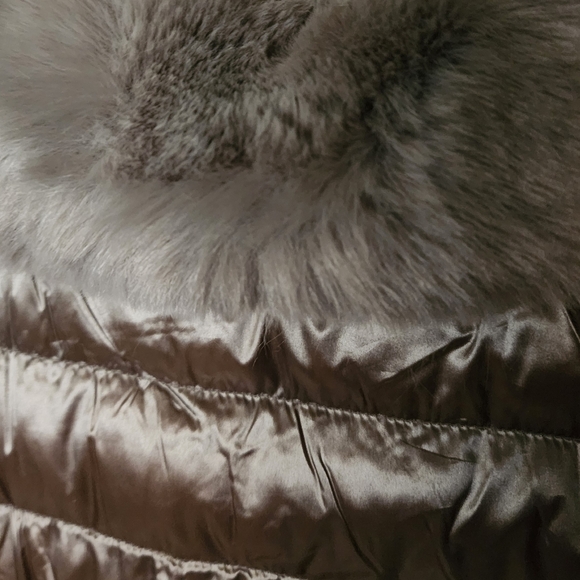 Martha Stewart Down Filled Puffer Vest Removable Faux Fur Collar Moonstone Grey - Picture 6 of 9